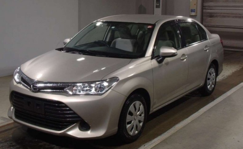 TOYOTA COROLLA AXIO 1.5 X 2015