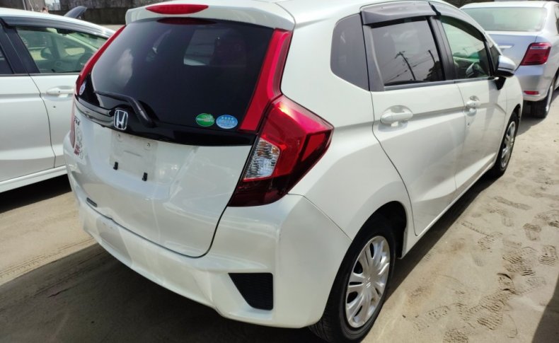 HONDA FIT 13G L Package 2014