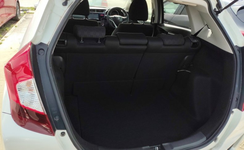HONDA FIT 13G L Package 2014