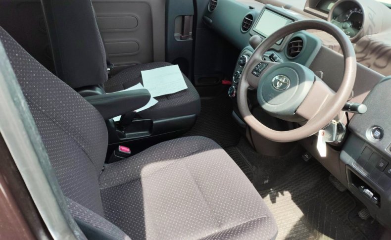TOYOTA SPADE F 2014
