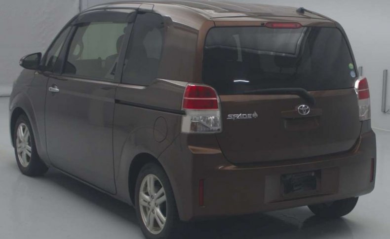 TOYOTA SPADE F 2014