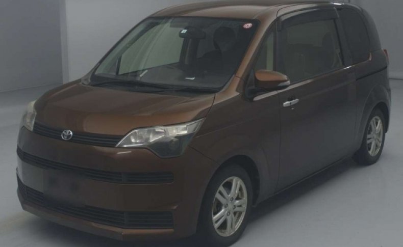 TOYOTA SPADE F 2014