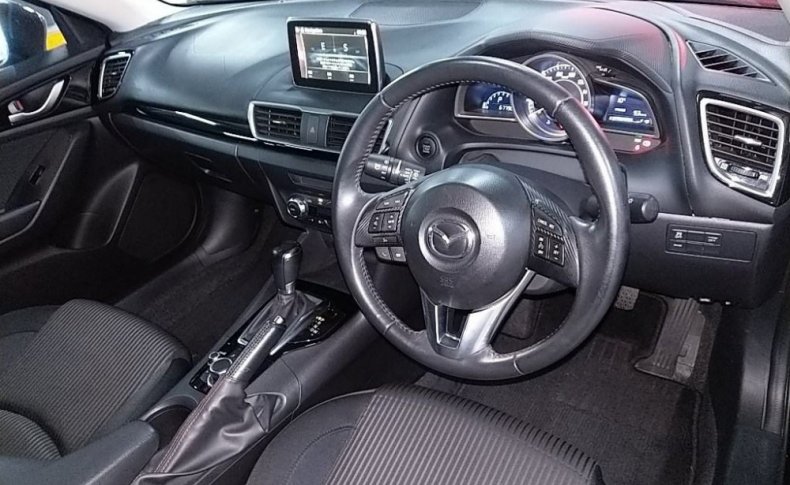 MAZDA AXELA S 2015
