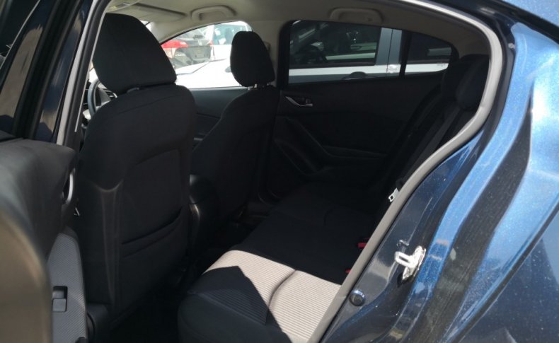 MAZDA AXELA S 2015