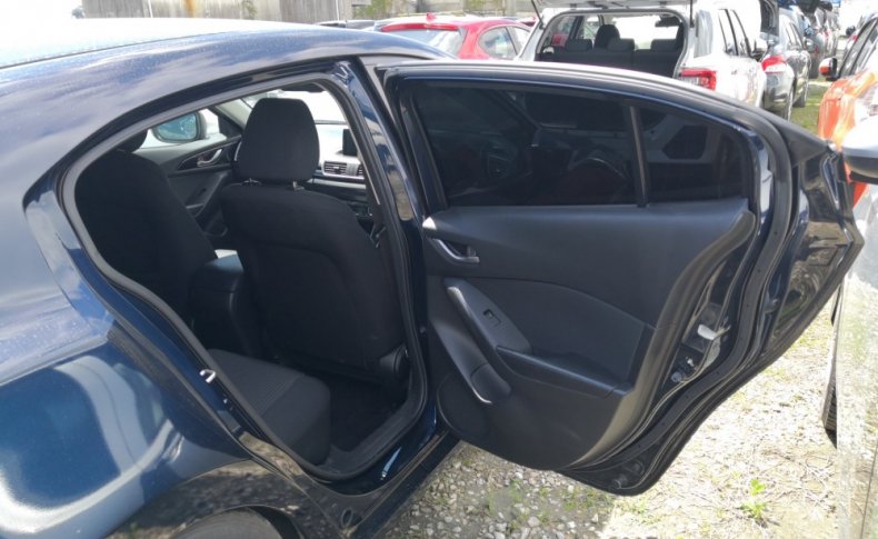 MAZDA AXELA S 2015