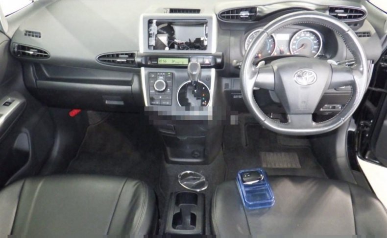 TOYOTA WISH 1.8 S 2010