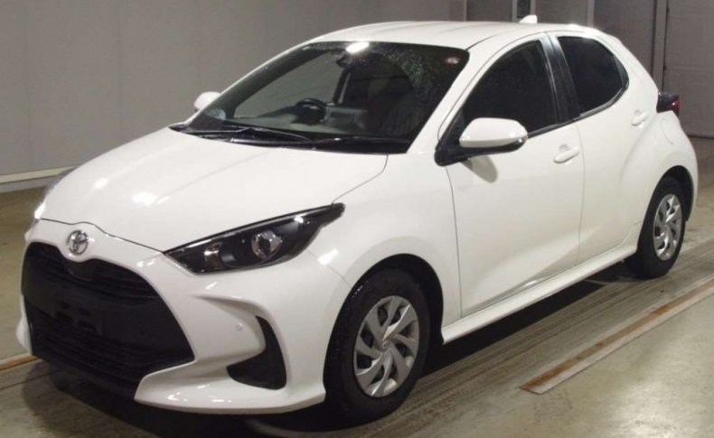 TOYOTA YARIS X 2020