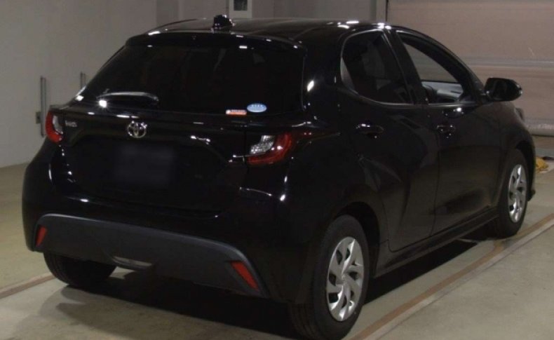 TOYOTA YARIS X 2020