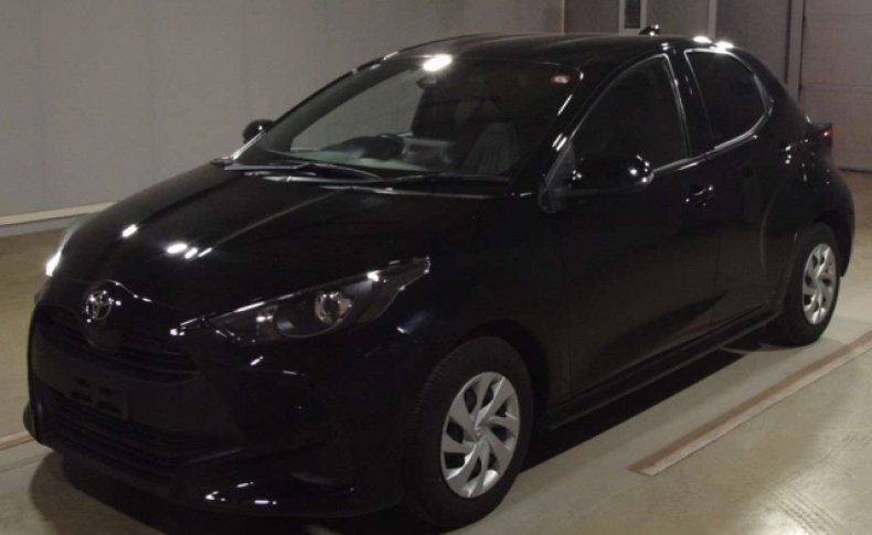 TOYOTA YARIS X 2020
