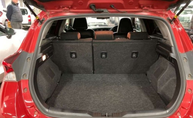 TOYOTA AURIS 120T 2015