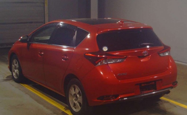 TOYOTA AURIS 120T 2015