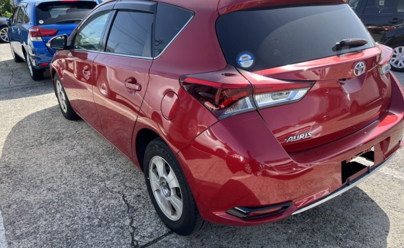 TOYOTA AURIS 120T 2015