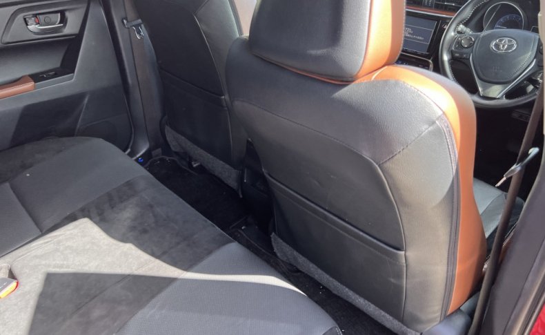 TOYOTA AURIS 120T 2015