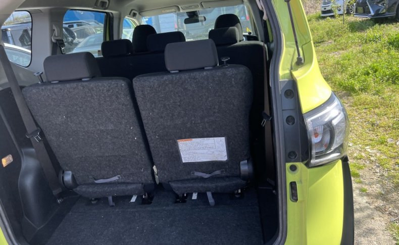 TOYOTA SIENTA X 2020