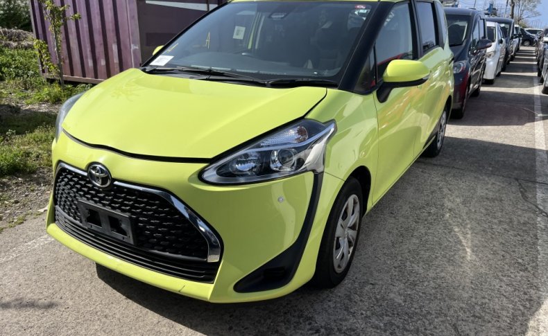 TOYOTA SIENTA X 2020