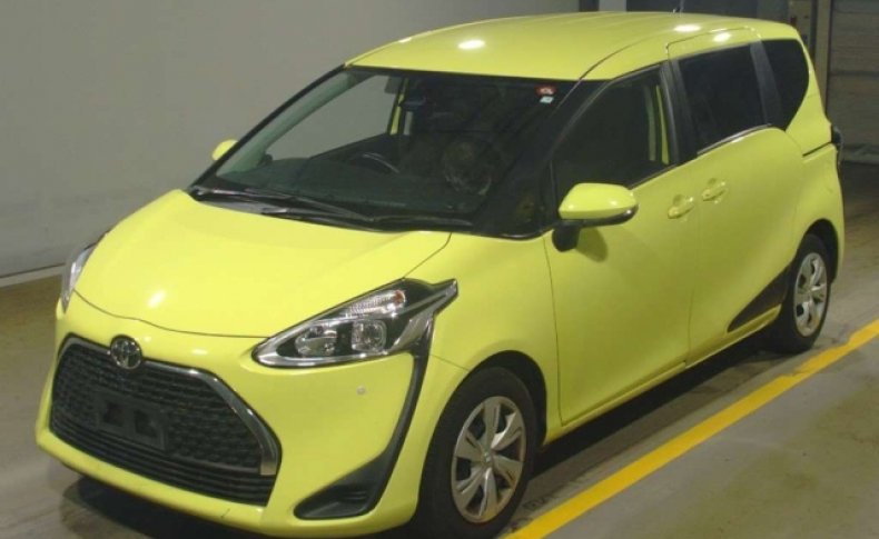 TOYOTA SIENTA X 2020