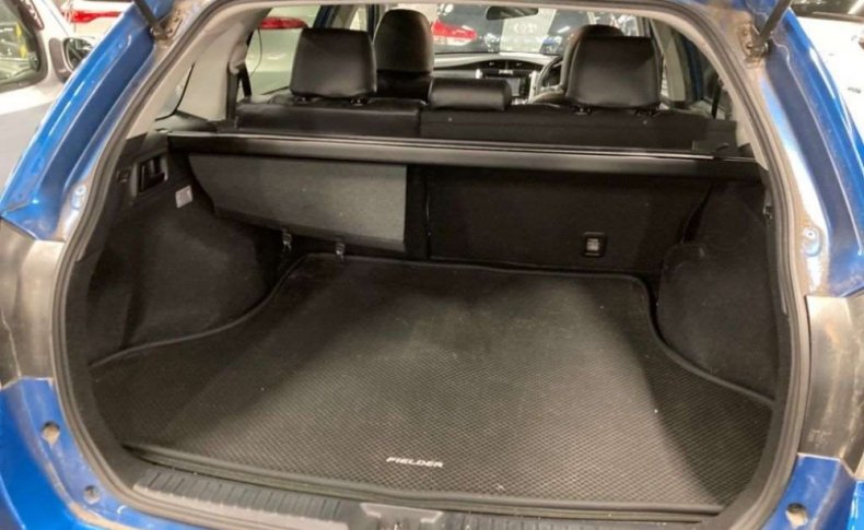 TOYOTA COROLLA FIELDER 1.5G 4WD 2015