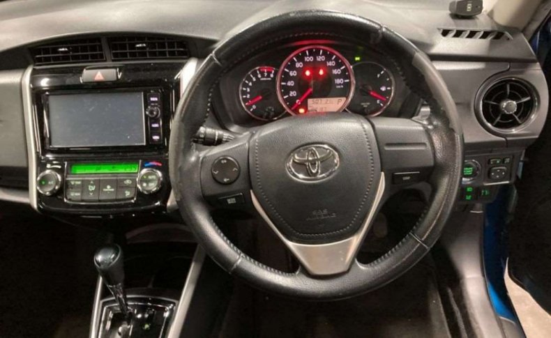 TOYOTA COROLLA FIELDER 1.5G 4WD 2015