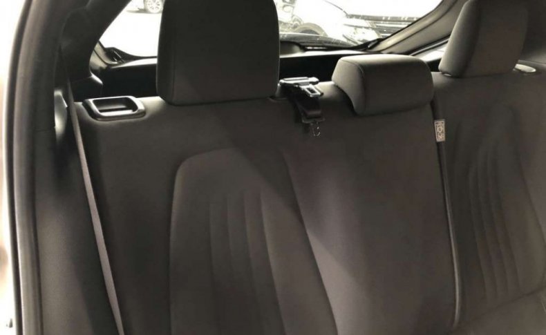 TOYOTA YARIS X 2020
