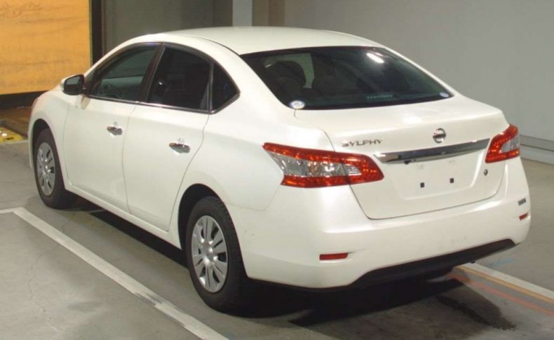 NISSAN SYLPHY X 2020