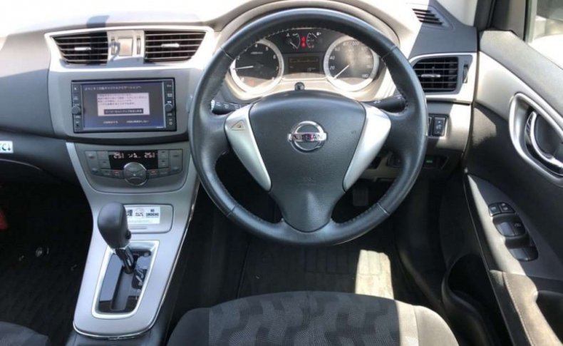 NISSAN SYLPHY X 2020