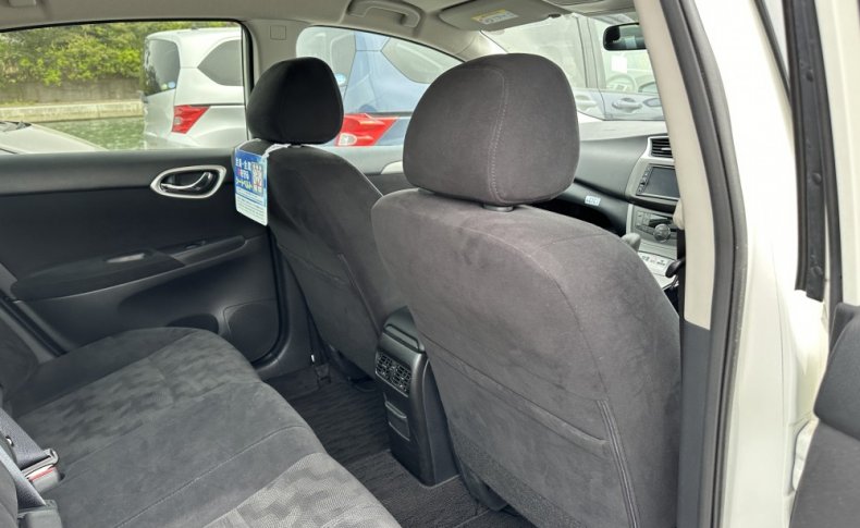NISSAN SYLPHY X 2020