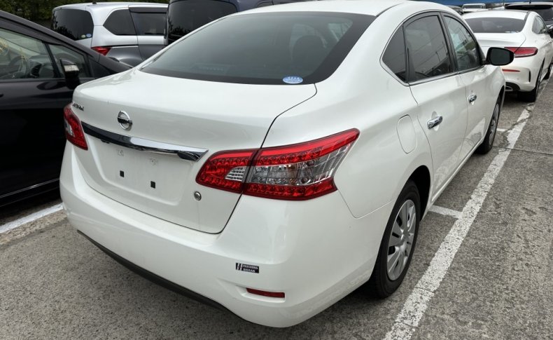 NISSAN SYLPHY X 2020