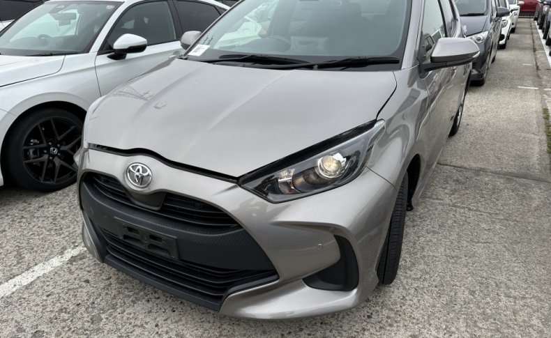 TOYOTA YARIS Х 2020