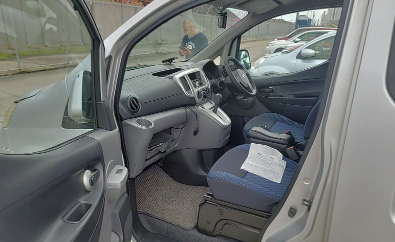 NISSAN NV200 16S WG 2009