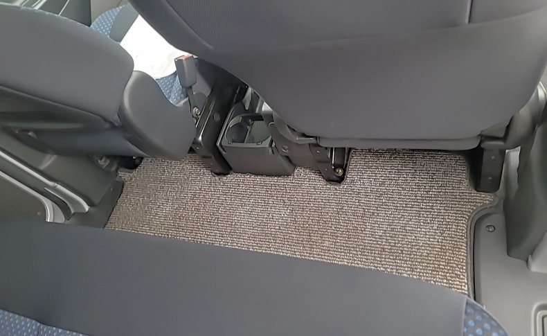 NISSAN NV200 16S WG 2009