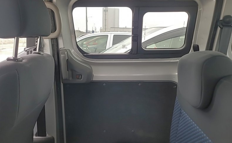 NISSAN NV200 16S WG 2009