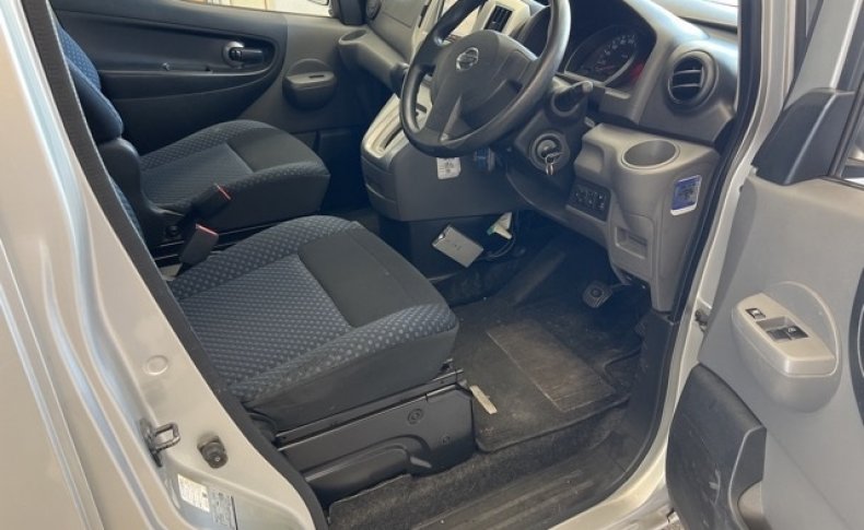 NISSAN NV200 16S 2009