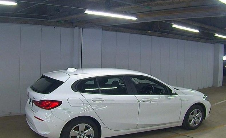 BMW 1-SERIES 118i 2019