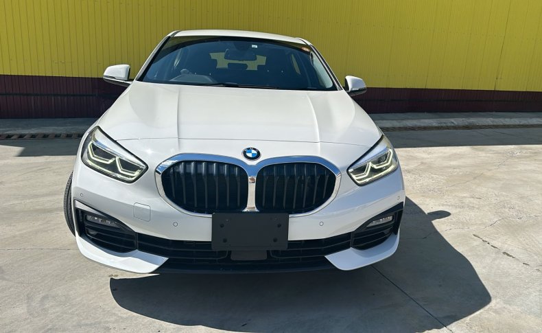 BMW 1-SERIES 118i 2019