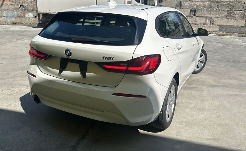 BMW 1-SERIES 118i 2019
