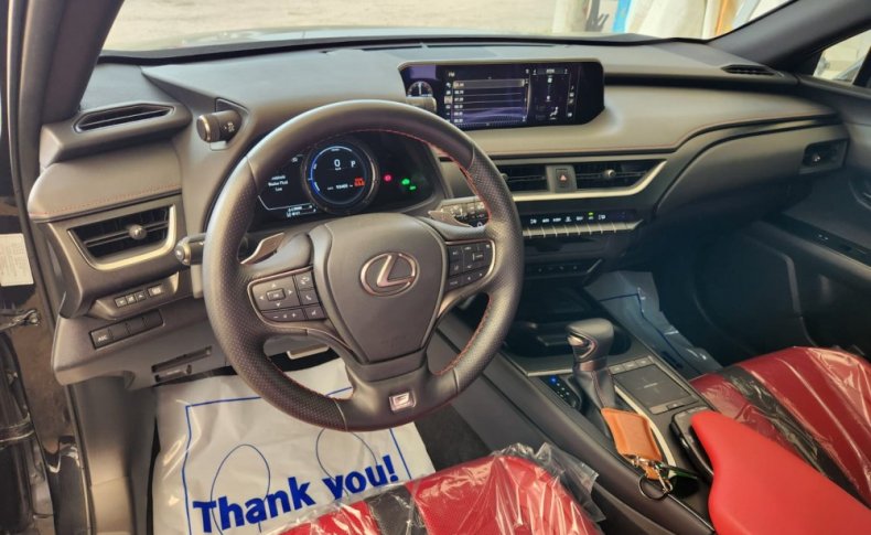 LEXUS UX250H F-SPORT 2021