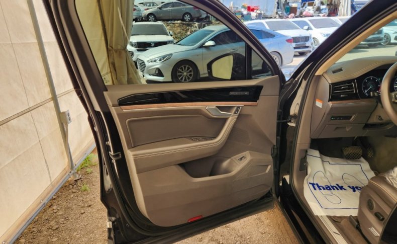 VOLKSWAGEN TOUAREG  2019