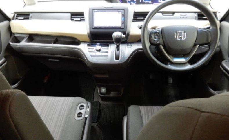 HONDA FREED G 6 Seats 2017
