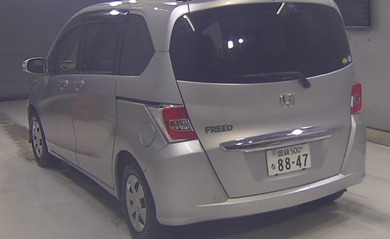 HONDA FREED G Premium Edition 6seats 2016