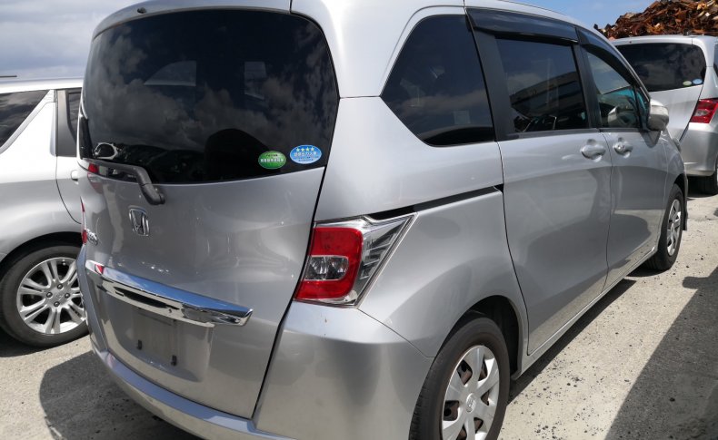 HONDA FREED G Premium Edition 6seats 2016