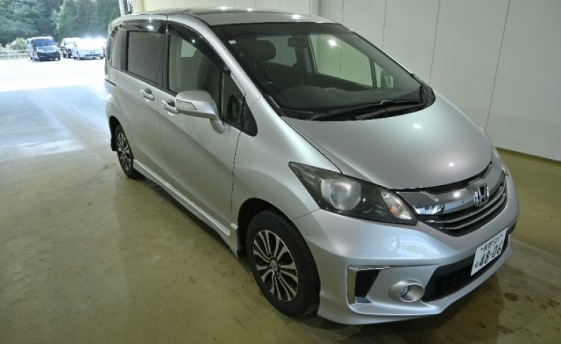 HONDA FREED 4WD G Aero 6seats 2014