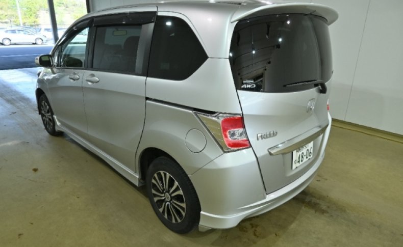 HONDA FREED 4WD G Aero 6seats 2014