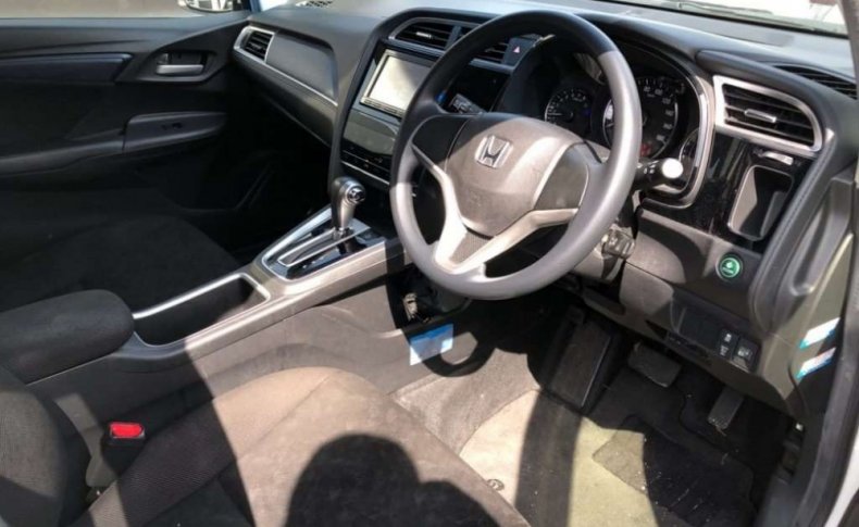 HONDA SHUTTLE G 2015