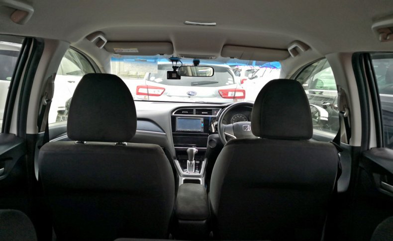 HONDA SHUTTLE G 2015