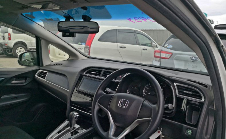 HONDA SHUTTLE G 2015