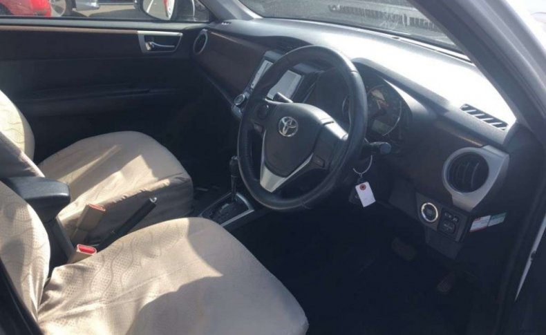 TOYOTA COROLLA AXIO 1.3X G Edition 2012
