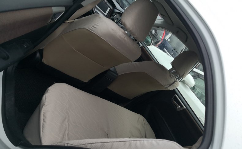 TOYOTA COROLLA AXIO 1.3X G Edition 2012