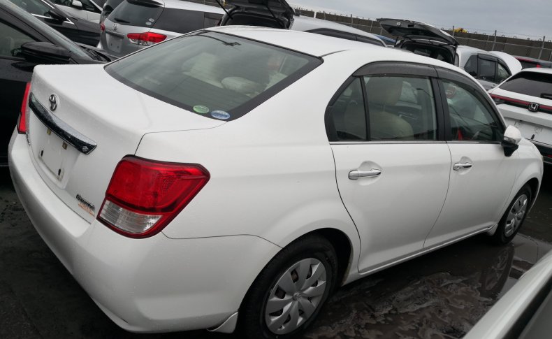 TOYOTA COROLLA AXIO 1.3X G Edition 2012