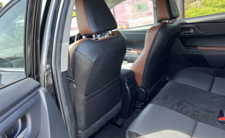 TOYOTA AURIS 120Т 2015