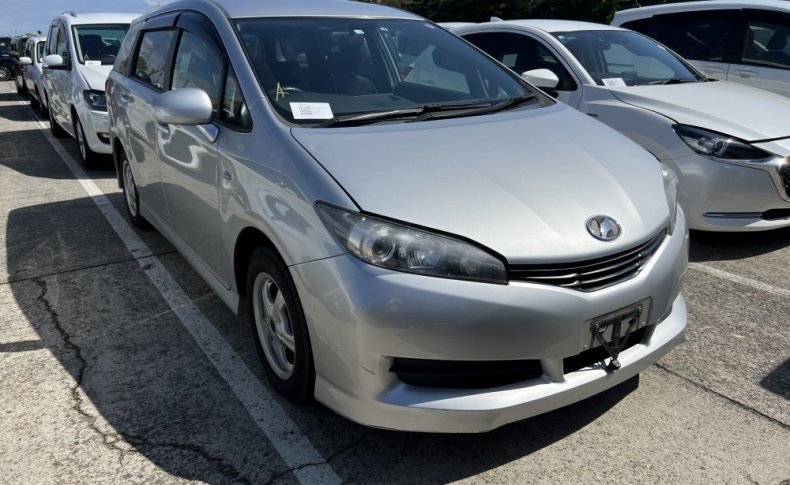 TOYOTA WISH 1.8X HID Selection 2010